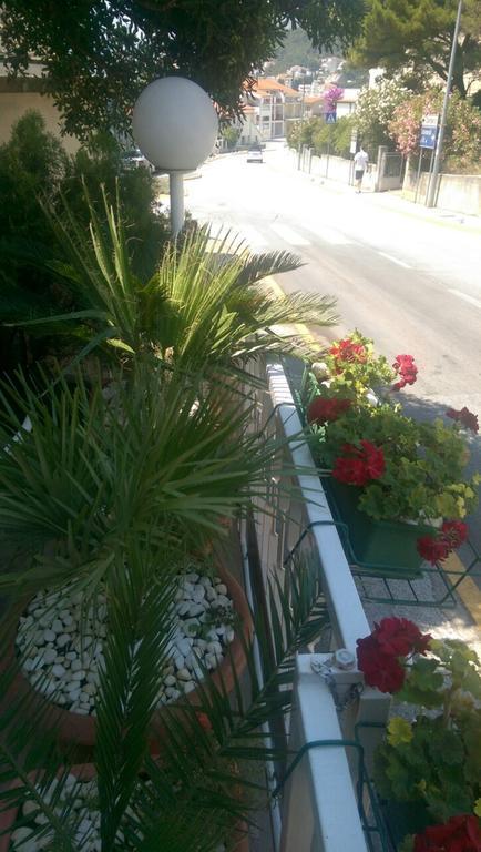 شقة Kuca Skrabic Baška Voda المظهر الخارجي الصورة
