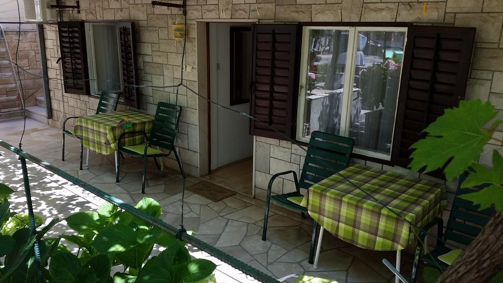 شقة Kuca Skrabic Baška Voda المظهر الخارجي الصورة