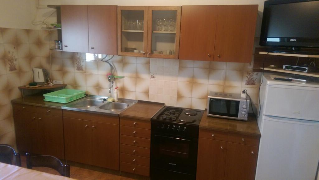 شقة Kuca Skrabic Baška Voda المظهر الخارجي الصورة